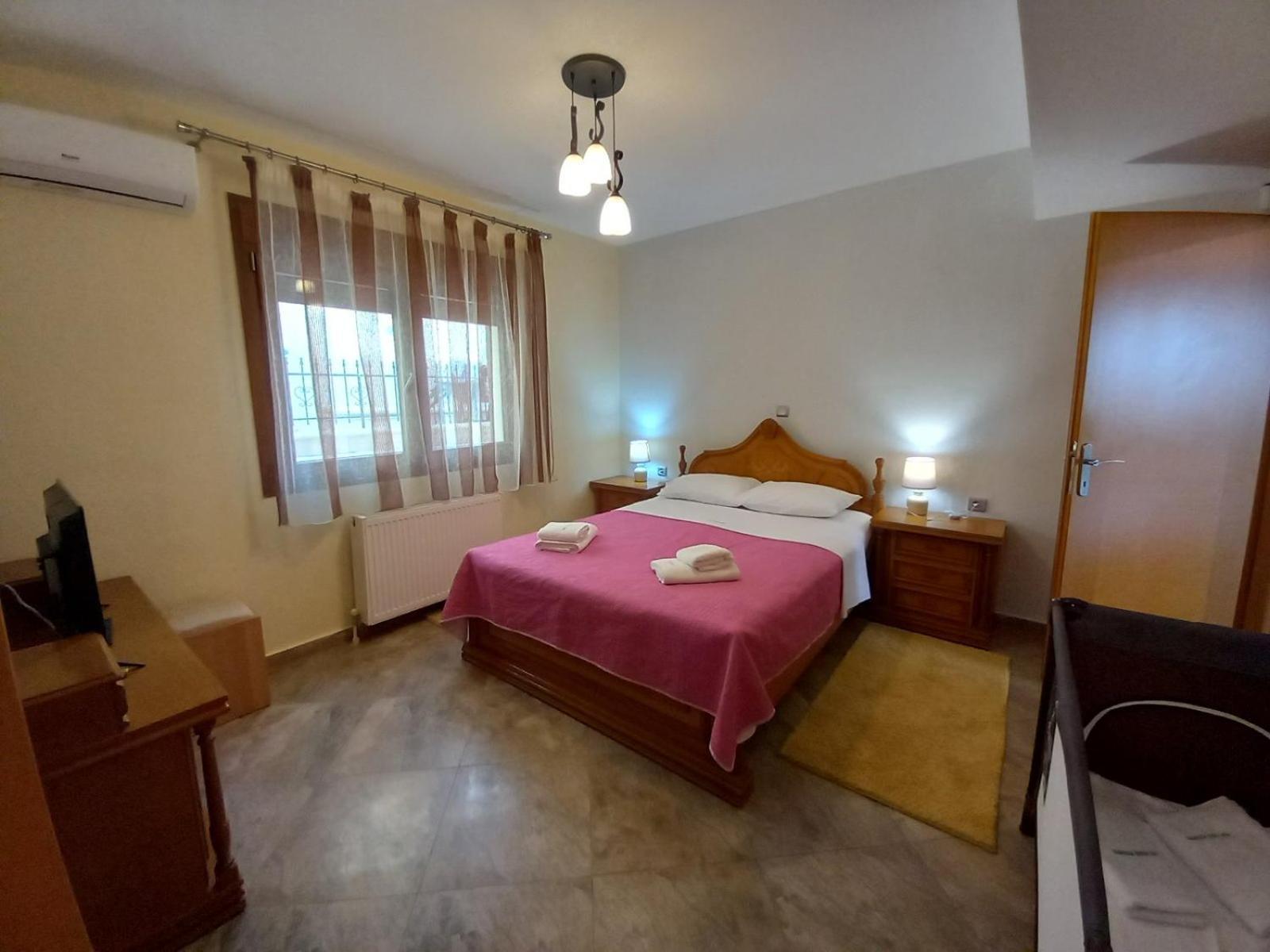 Peramos Rent House Apartment Néa Péramos Екстериор снимка