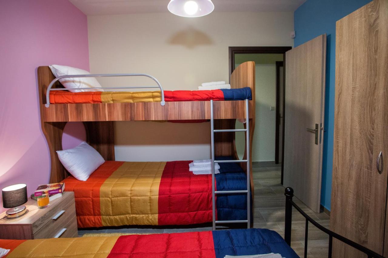 Peramos Rent House Apartment Néa Péramos Екстериор снимка