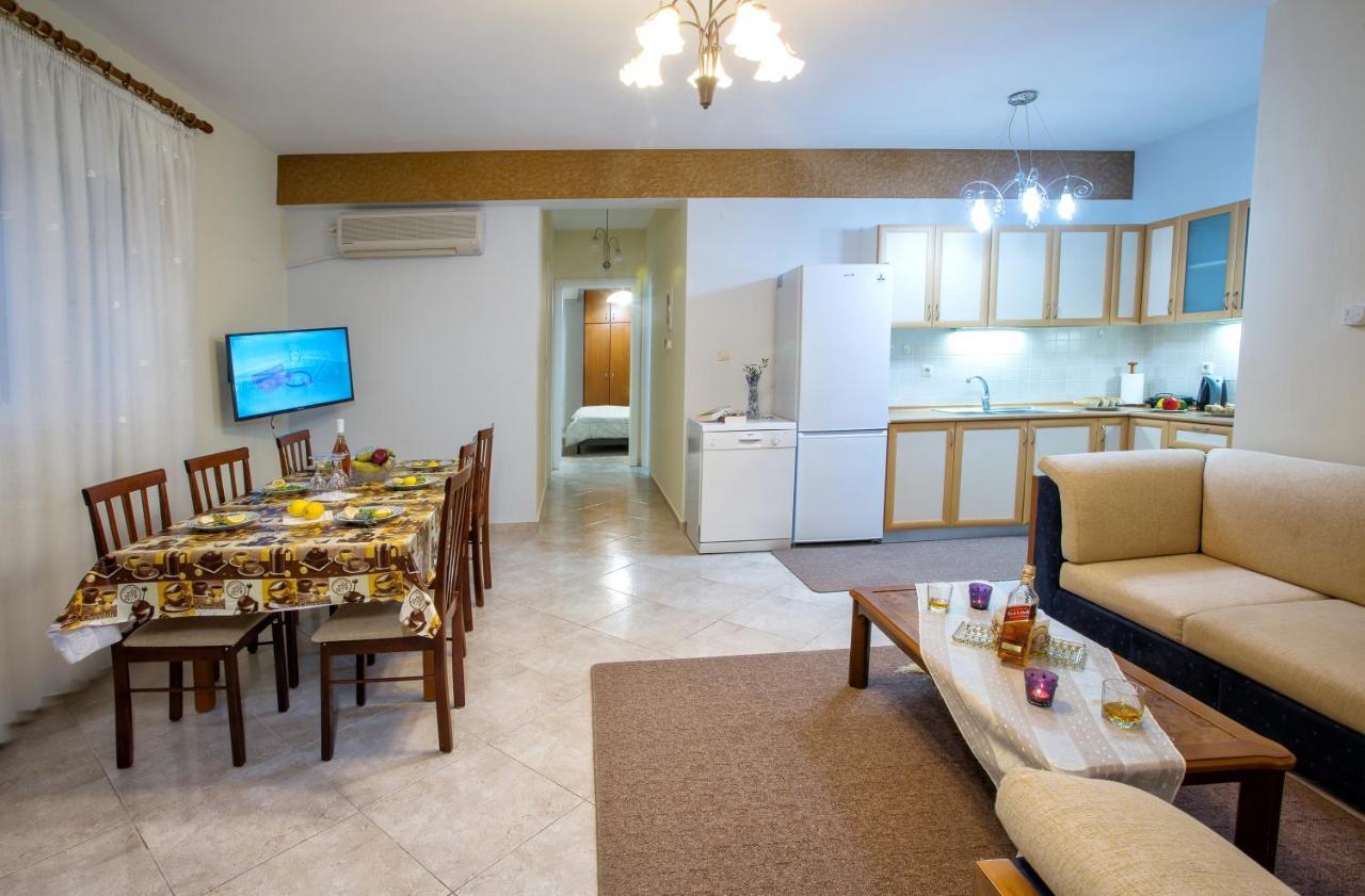 Peramos Rent House Apartment Néa Péramos Екстериор снимка